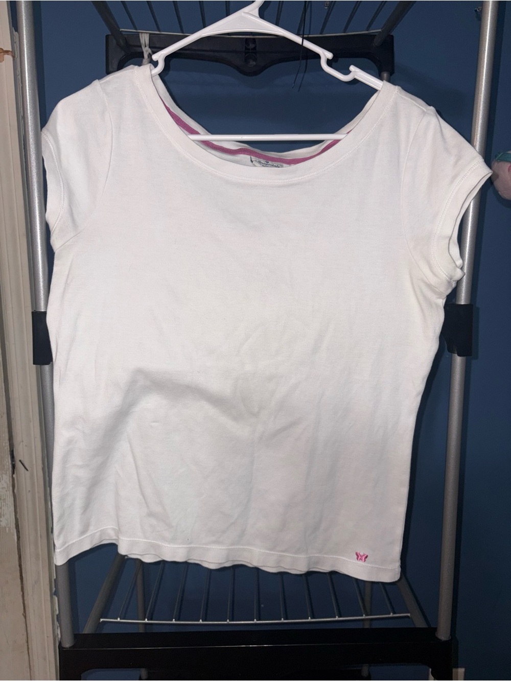 Aeropostale White Short Sleeve Crewneck Tee with Pink Detail